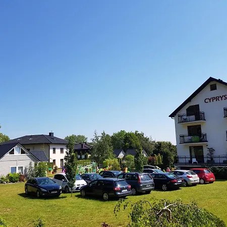 Cyprys Z Mini Aneksami Kuchennymi Władysławowo