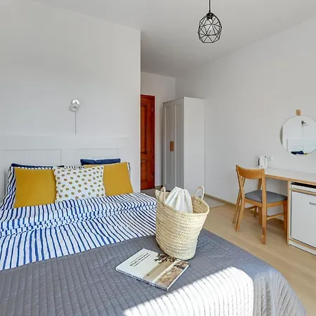 Cyprys Z Mini Aneksami Kuchennymi *