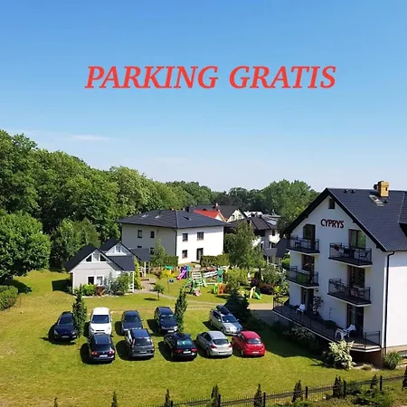 Cyprys Z Mini Aneksami Kuchennymi Homestay Wladyslawowo