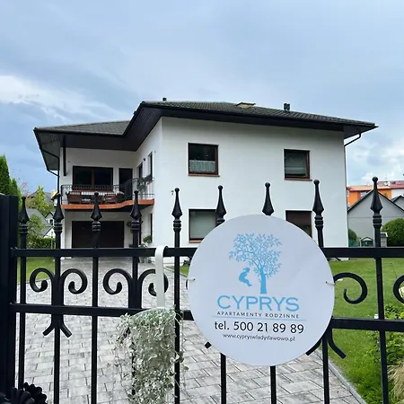 Cyprys Z Mini Aneksami Kuchennymi * Władysławowo