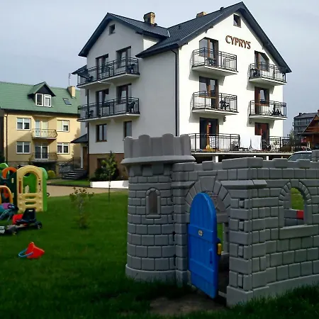 Séjour chez l'habitant Cyprys Z Mini Aneksami Kuchennymi *