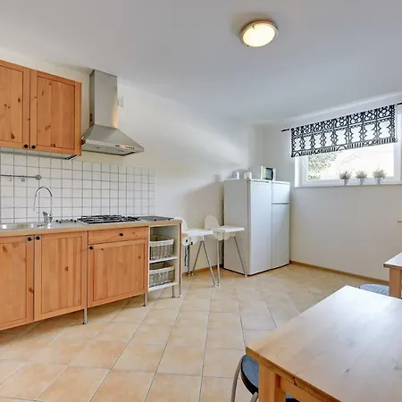 Séjour chez l'habitant Cyprys Z Mini Aneksami Kuchennymi *