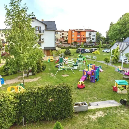 منزل للإقامة Cyprys Z Mini Aneksami Kuchennymi