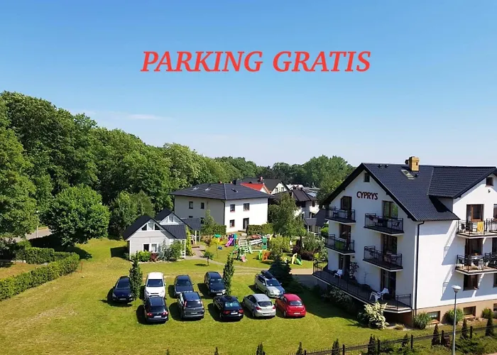 Cyprys Z Mini Aneksami Kuchennymi Quarto em Acomodações Particulares Władysławowo